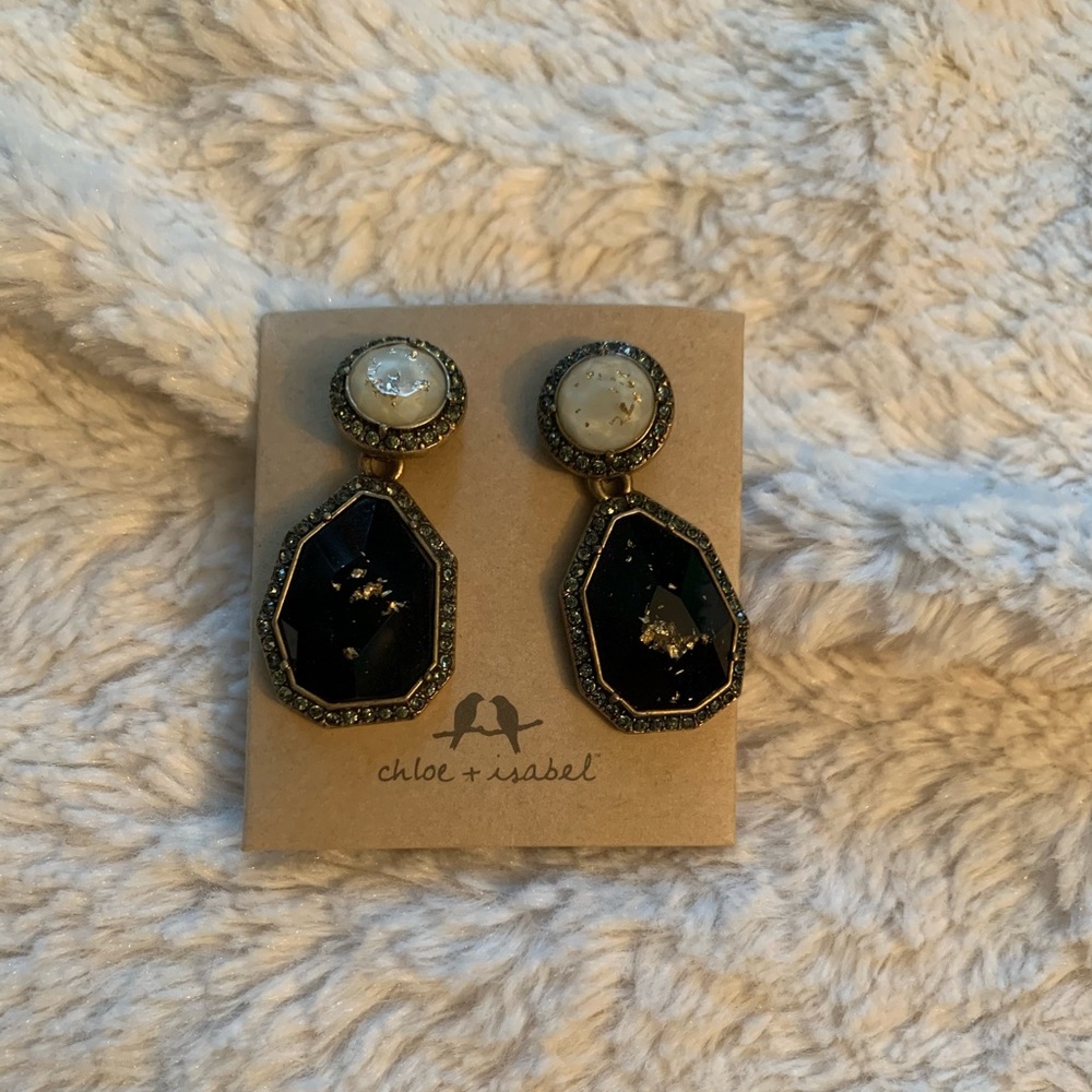 [NWT] Chloe & Isabel Black gemstone dangle earrings